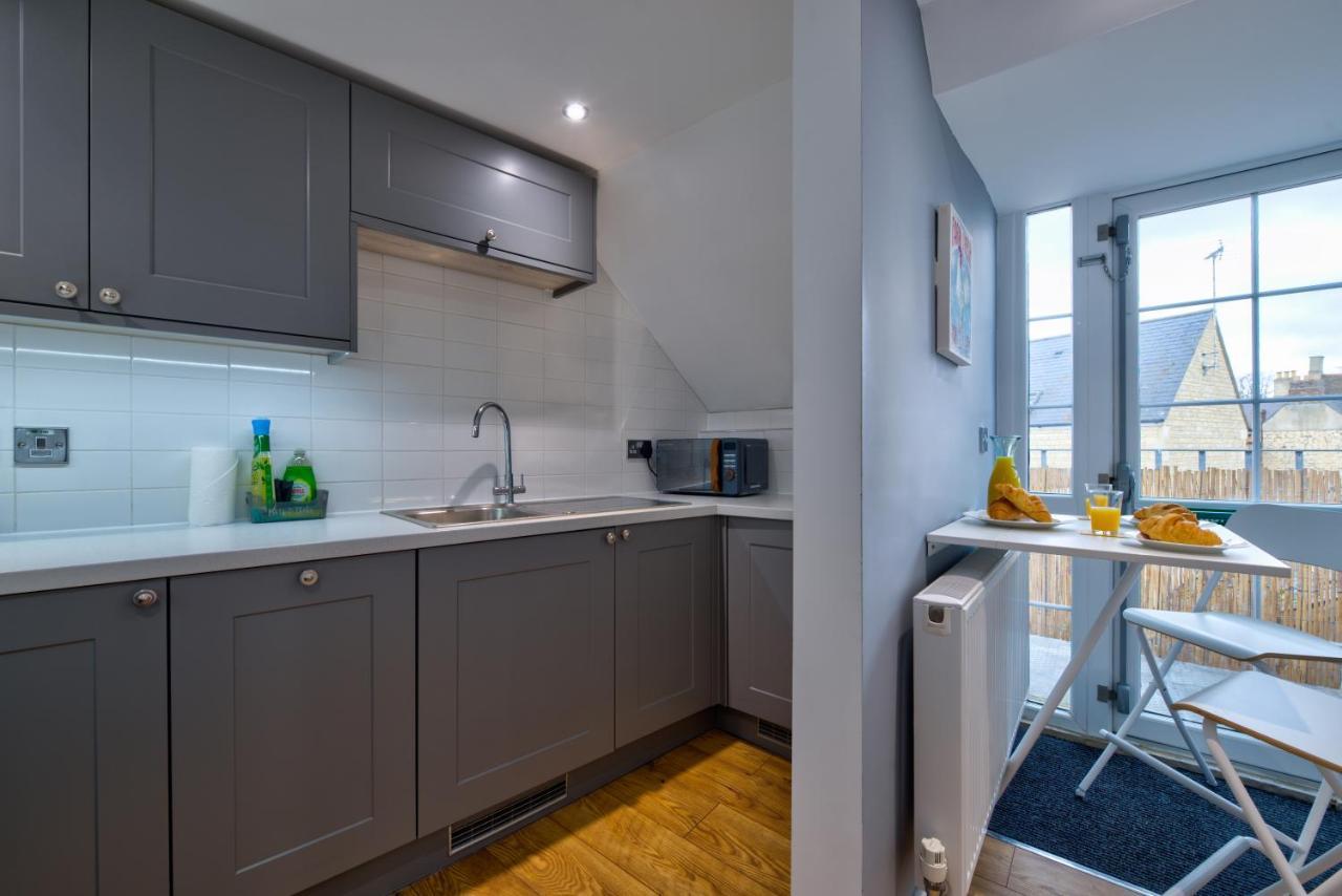 Stamford Central Stay - Stylish 2-Bed Apartment With Wifi Luaran gambar